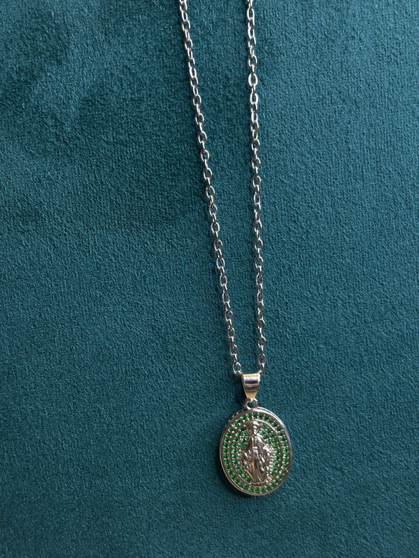 Collana “Santità” in argento 925 con zirconi - Larù Gioielli (per Bracciali) Collana “Santità” in argento 925 elegante - Larù Gioielli (per Collane) Collana “Santità” in argento 925 luminosi - s