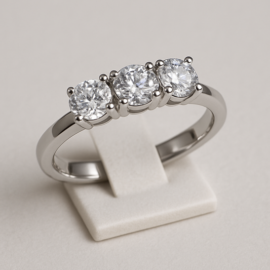 Anello Trinity Shine