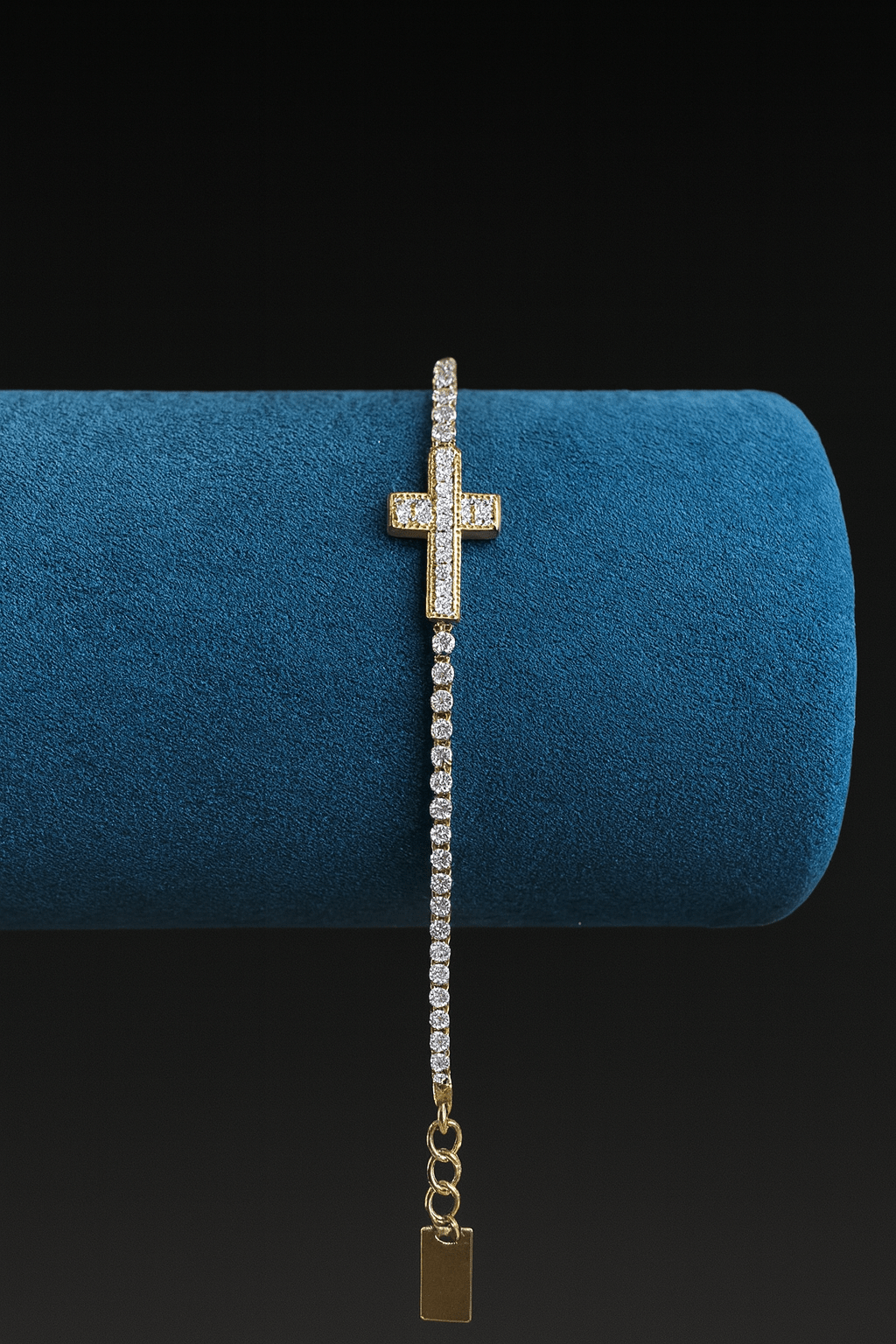 Bracciale Tennis in Acciaio con Croce in argento 925 con zirconi - Larù Gioielli (per Bracciali) Bracciale Tennis in Acciaio con Croce in argento 925 elegante - Larù Gioielli (per Collane) Bracciale Tennis in Acciaio con Croce in argento 925 luminosi - s