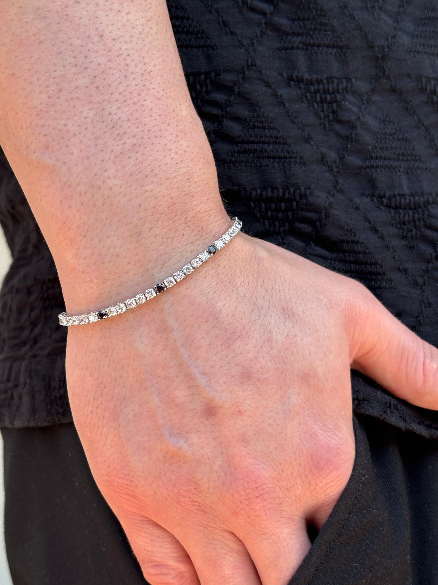 Bracciale tennis in argento 925 in argento 925 con zirconi - Larù Gioielli (per Bracciali) Bracciale tennis in argento 925 in argento 925 elegante - Larù Gioielli (per Collane) Bracciale tennis in argento 925 in argento 925 luminosi - s