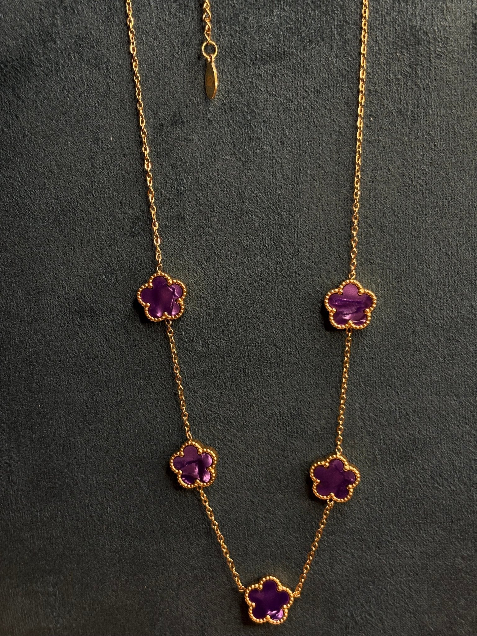 Collana in acciaio con quadrifogli in argento 925 con zirconi - Larù Gioielli (per Bracciali) Collana in acciaio con quadrifogli in argento 925 elegante - Larù Gioielli (per Collane) Collana in acciaio con quadrifogli in argento 925 luminosi - s