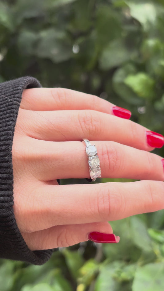 Anello Trinity Shine